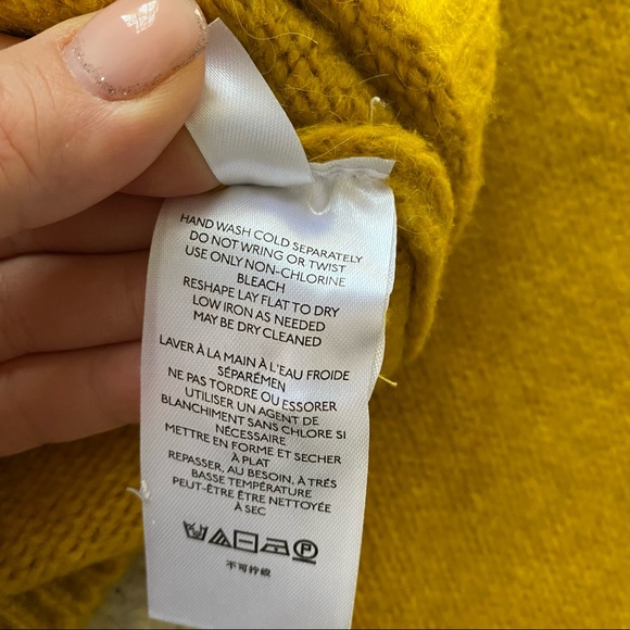 New Maeve by Anthropologie collar cardigan sweater with flower buttons - Picture 10 of 11